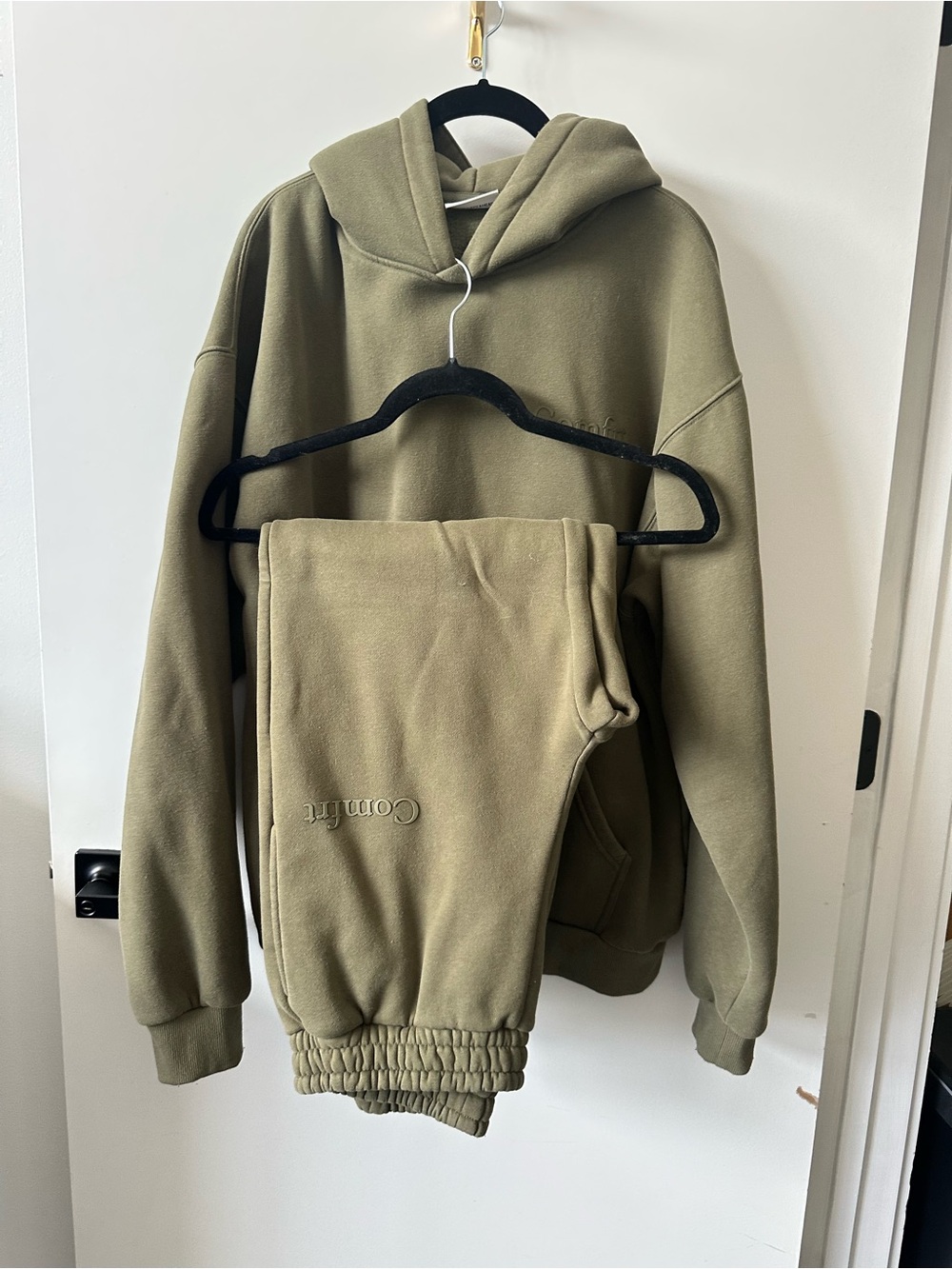 COMFRT Minimalist Olive Green Hoodie and Sweatpants Set